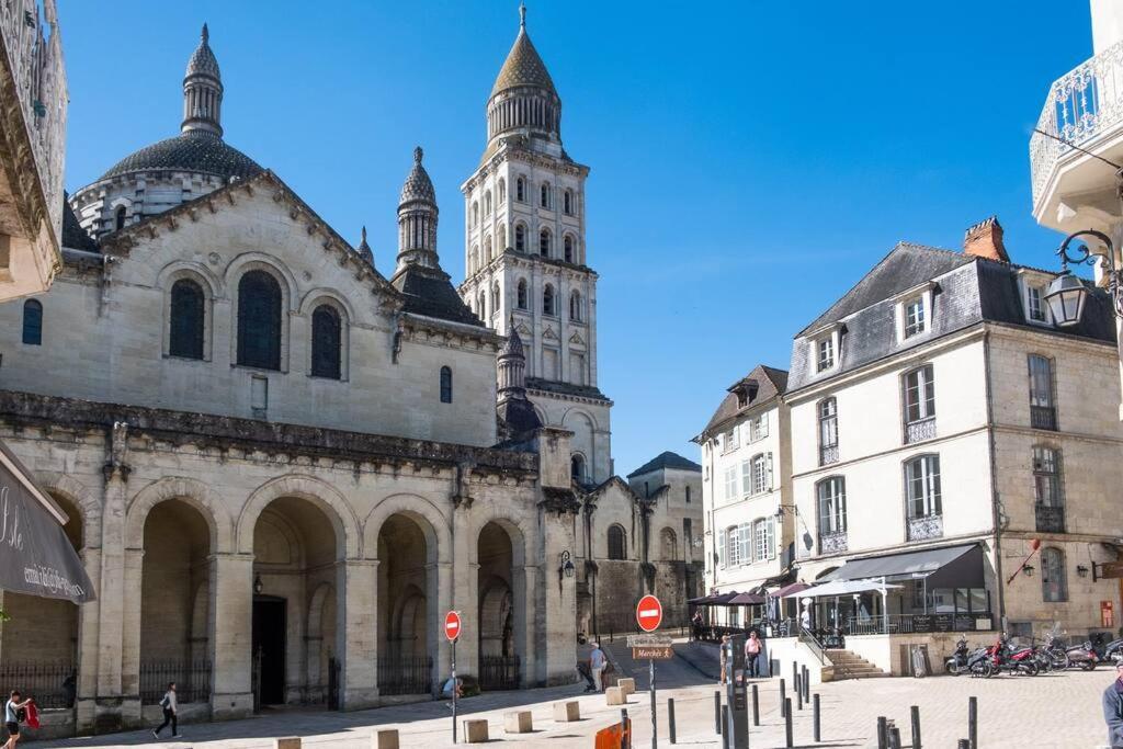 Ferienwohnung Famille Au Coeur De Périgueux Exterior foto